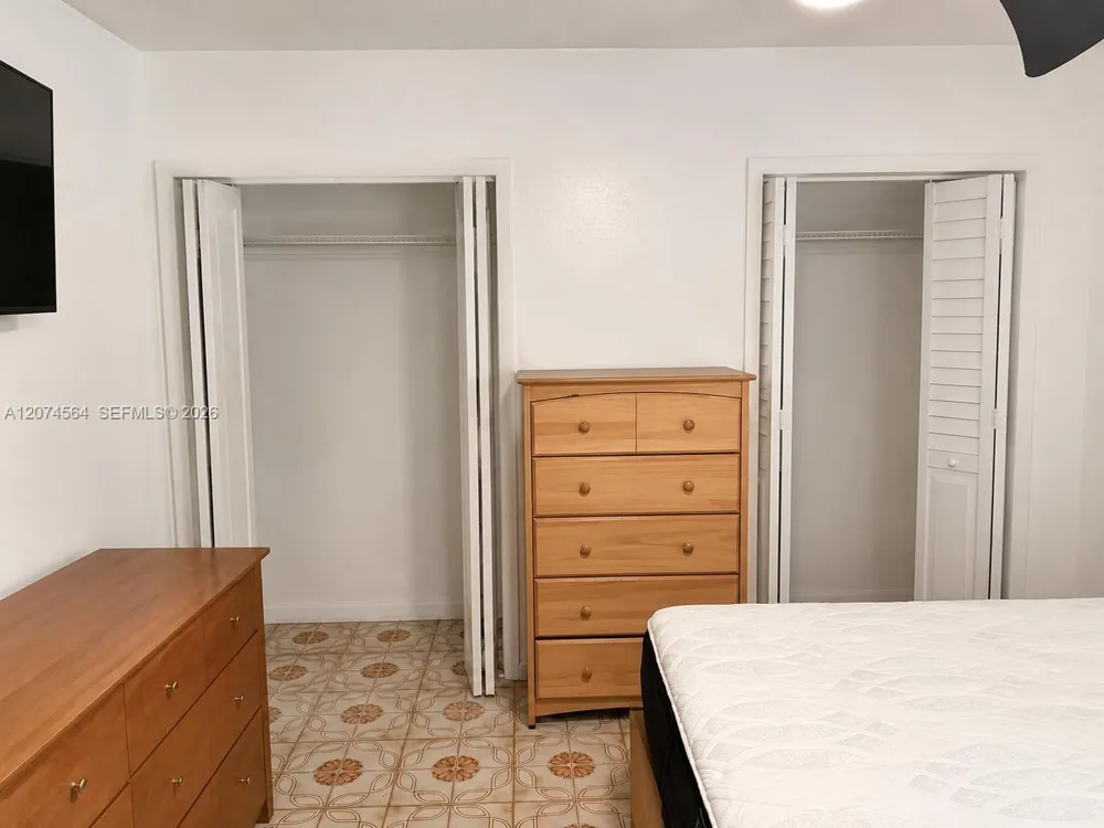 3010 NW 32nd St Miami, FL 33142