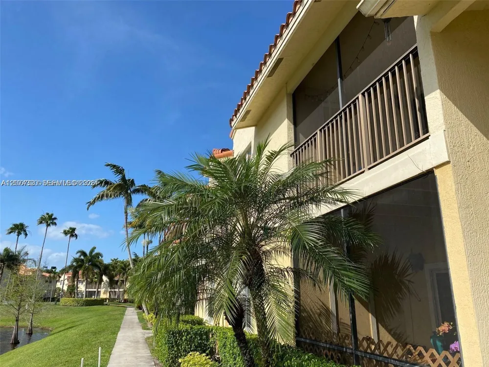 1229 SW 46th Ave #408 Pompano Beach, FL 33069