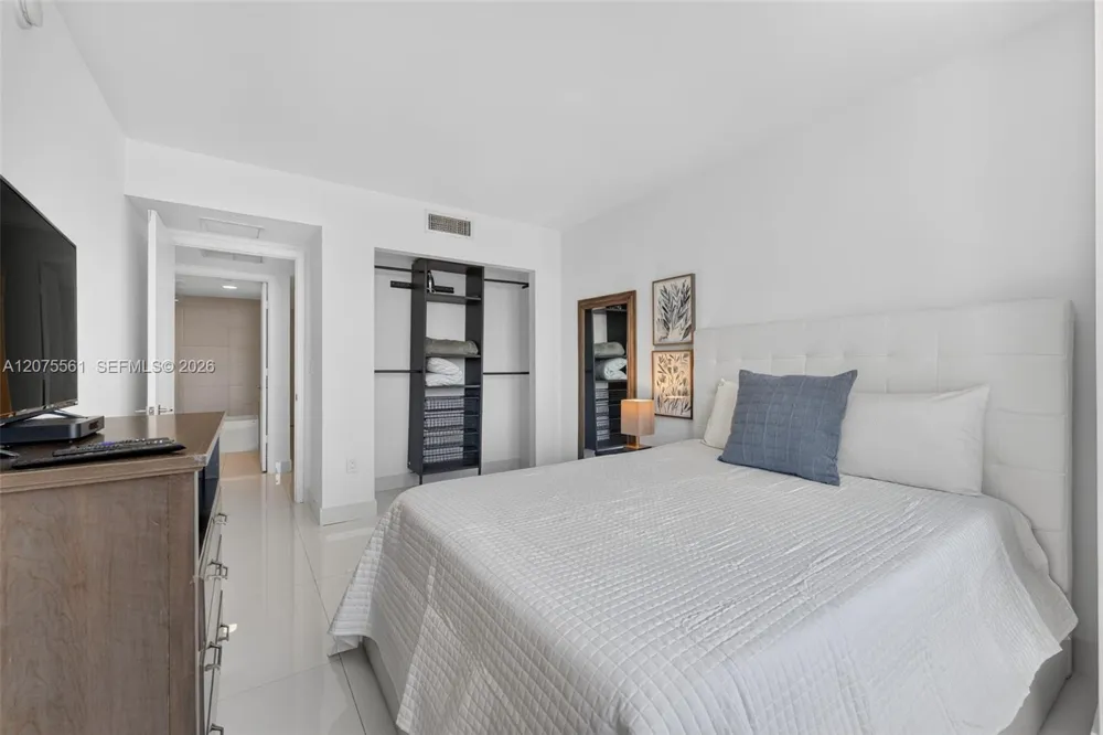 2600 E Hallandale Beach Blvd #2510 Hallandale Beach, FL 33009