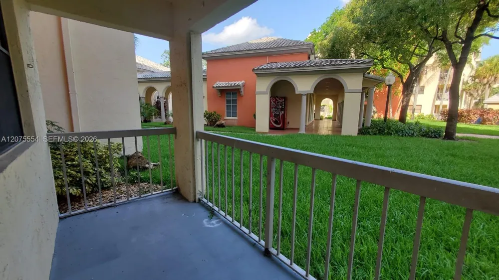 8160 Geneva Ct #104 Doral, FL 33166