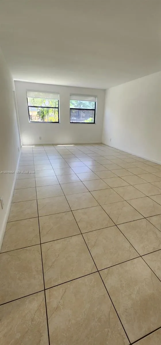 8160 Geneva Ct #104 Doral, FL 33166