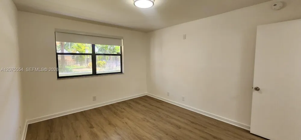 8160 Geneva Ct #104 Doral, FL 33166