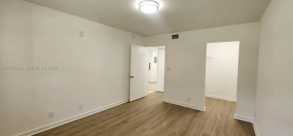 8160 Geneva Ct #104 Doral, FL 33166