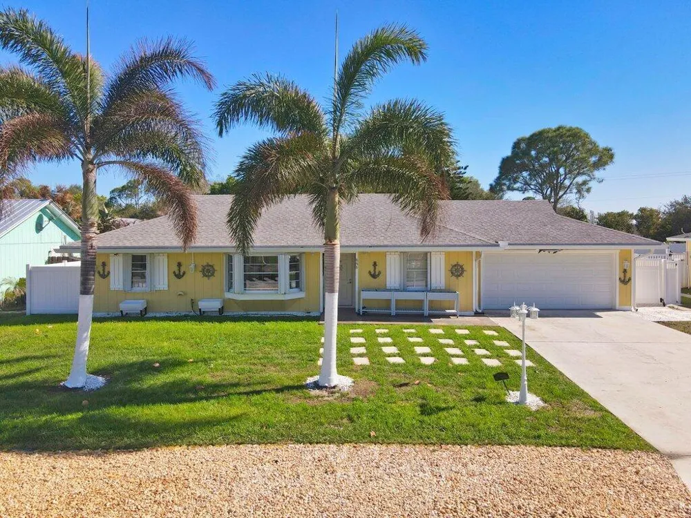 888 NE Maranta Terrado Jensen Beach, FL 34957