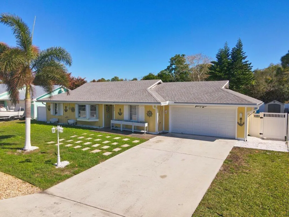 888 NE Maranta Terrado Jensen Beach, FL 34957