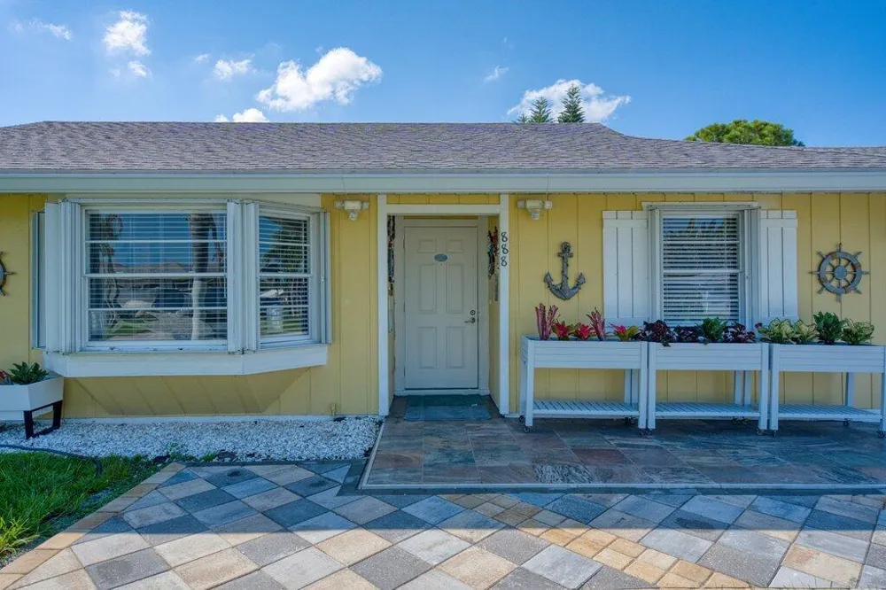 888 NE Maranta Terrado Jensen Beach, FL 34957