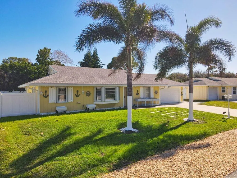 888 NE Maranta Terrado Jensen Beach, FL 34957