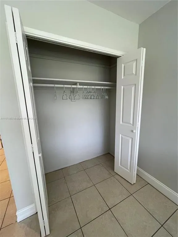3100 PALM AIRE DRIVE #204 Pompano Beach, FL 33069