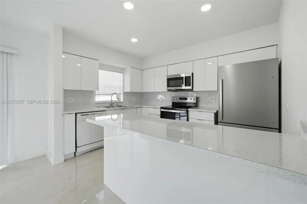 11000 NW 21st Ct #11000 Miami, FL 33167