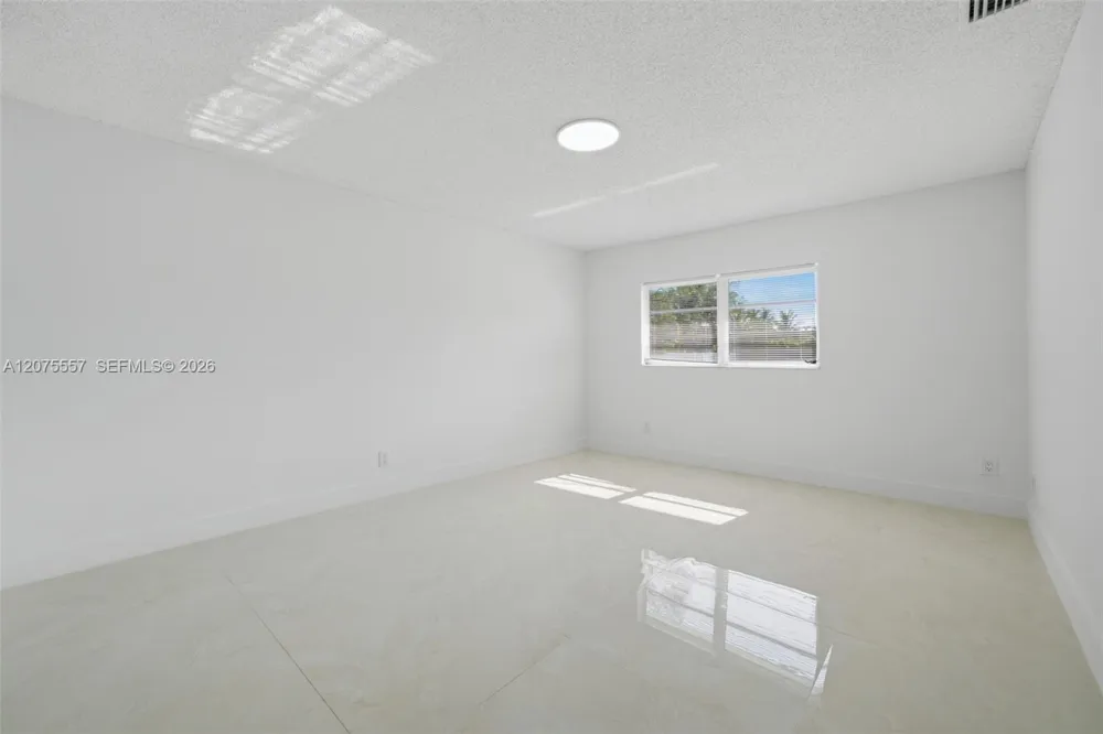 11000 NW 21st Ct #11000 Miami, FL 33167