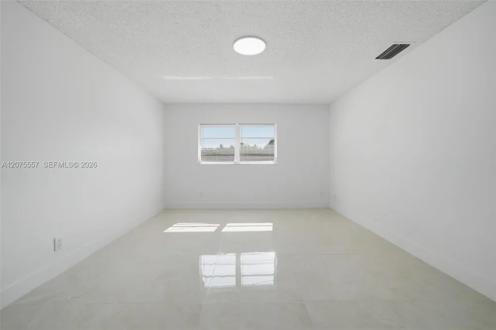 11000 NW 21st Ct #11000 Miami, FL 33167