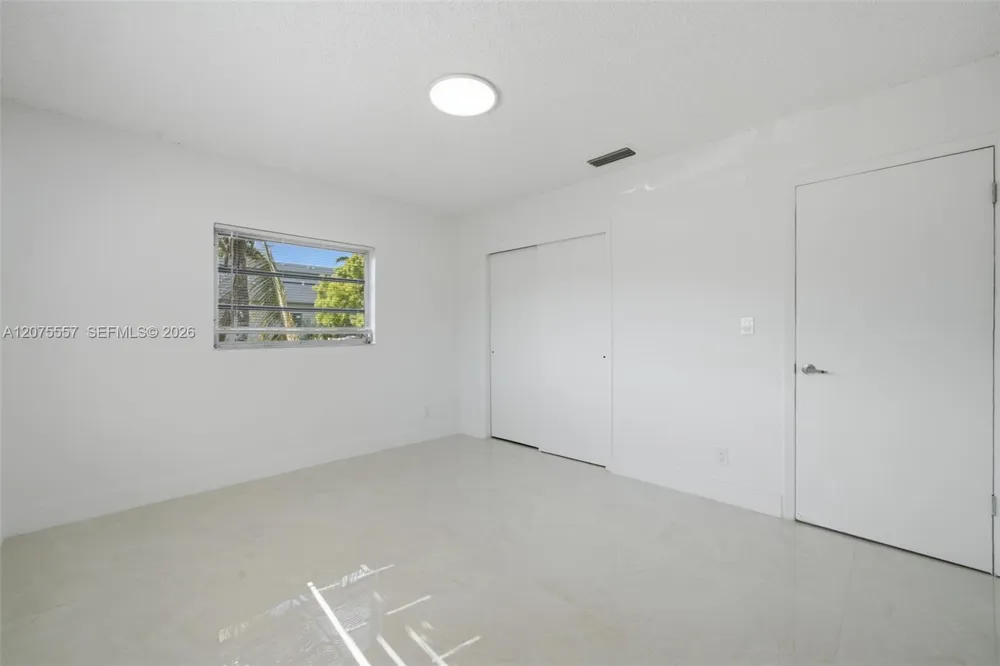 11000 NW 21st Ct #11000 Miami, FL 33167