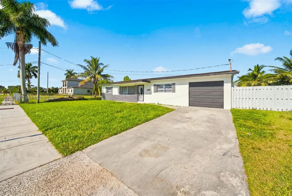11000 NW 21st Ct #11000 Miami, FL 33167