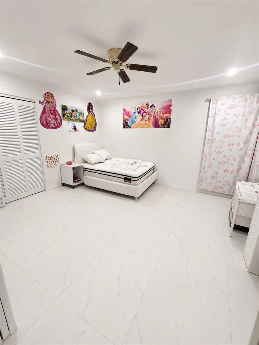 230 SW INWOOD AVENUE Port St. Lucie, FL 34984