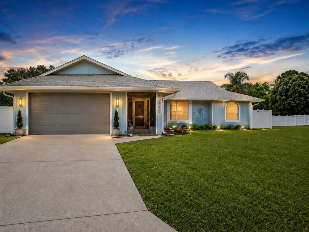 230 SW INWOOD AVENUE Port St. Lucie, FL 34984