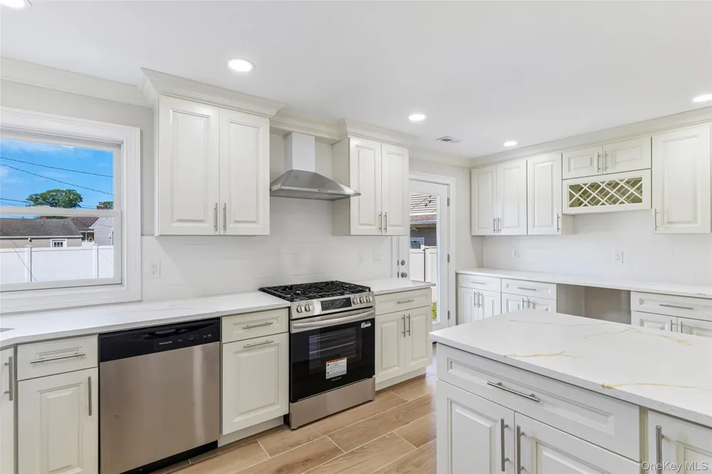 3176 Morgan Drive Wantagh, NY 11793