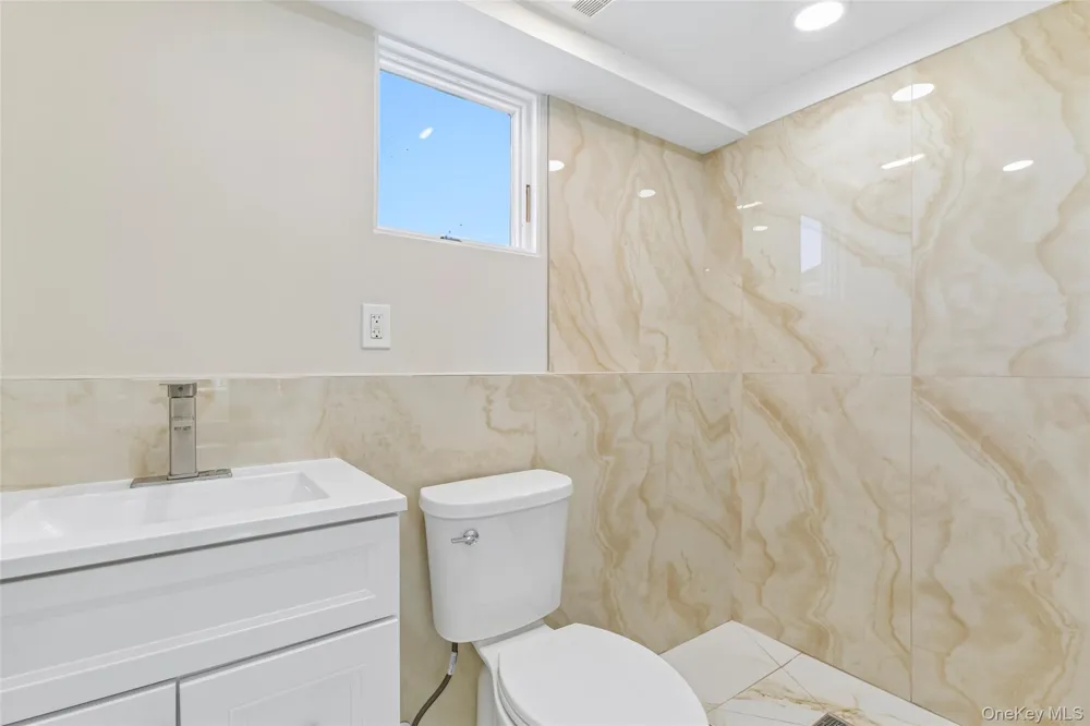 3176 Morgan Drive Wantagh, NY 11793