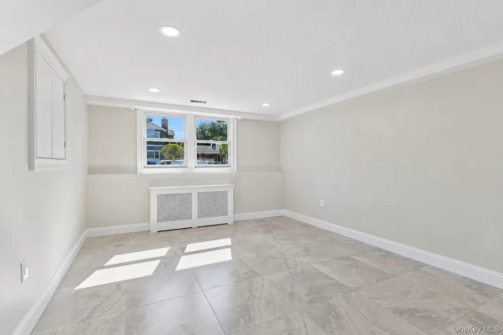 3176 Morgan Drive Wantagh, NY 11793