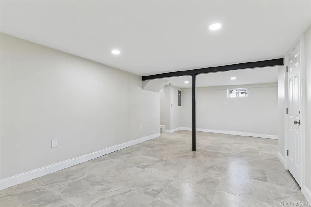 3176 Morgan Drive Wantagh, NY 11793