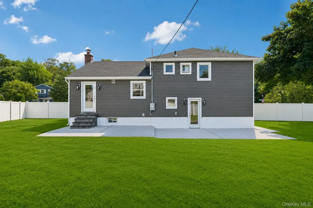 3176 Morgan Drive Wantagh, NY 11793