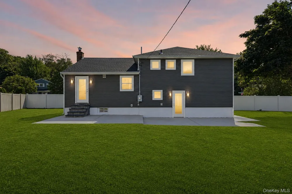 3176 Morgan Drive Wantagh, NY 11793