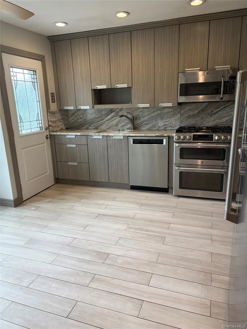 76 Robby Lane Manhasset Hills, NY 11040