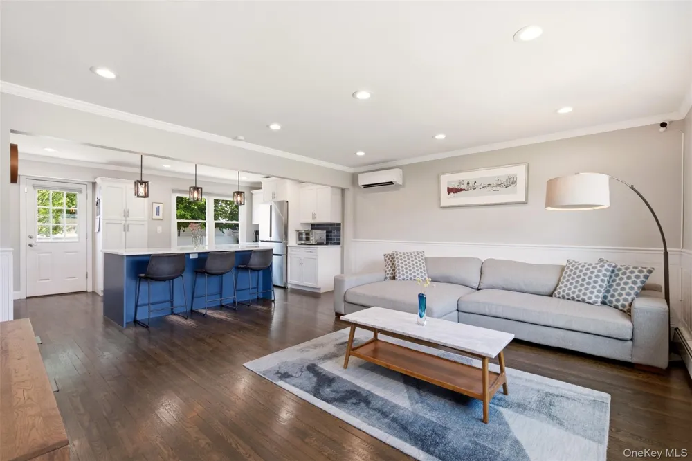 430 Hilda Street East Meadow, NY 11554