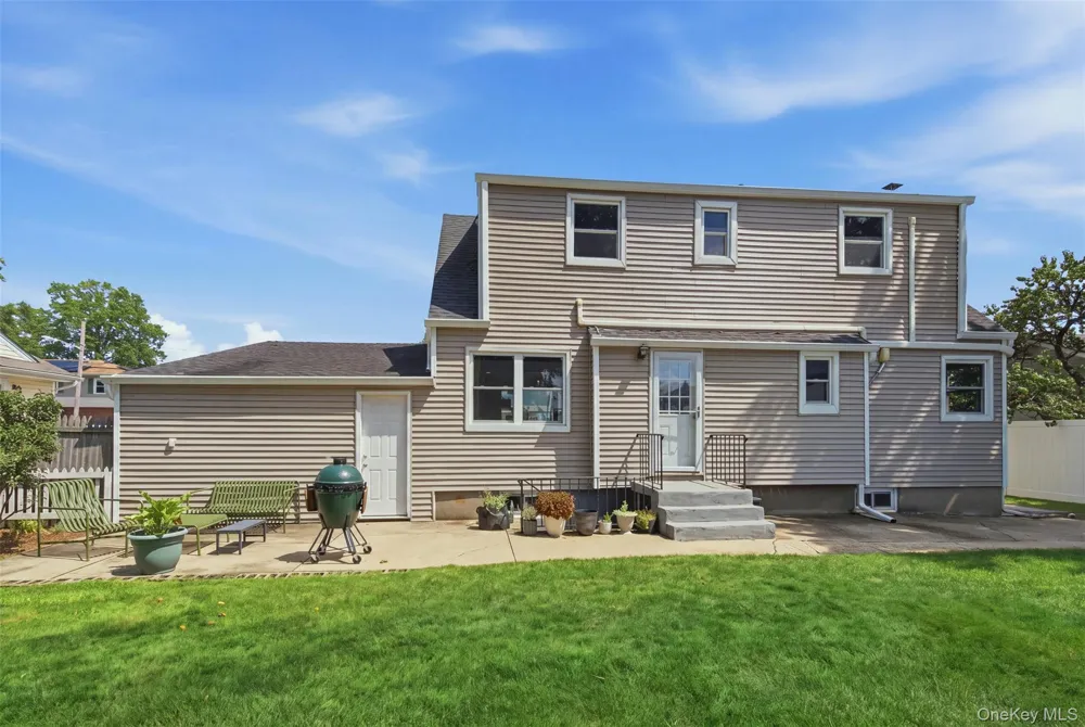 430 Hilda Street East Meadow, NY 11554