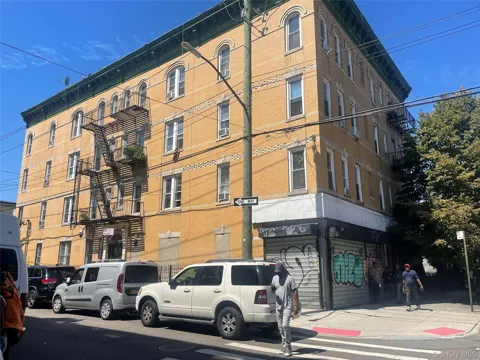 380 Crescent Street