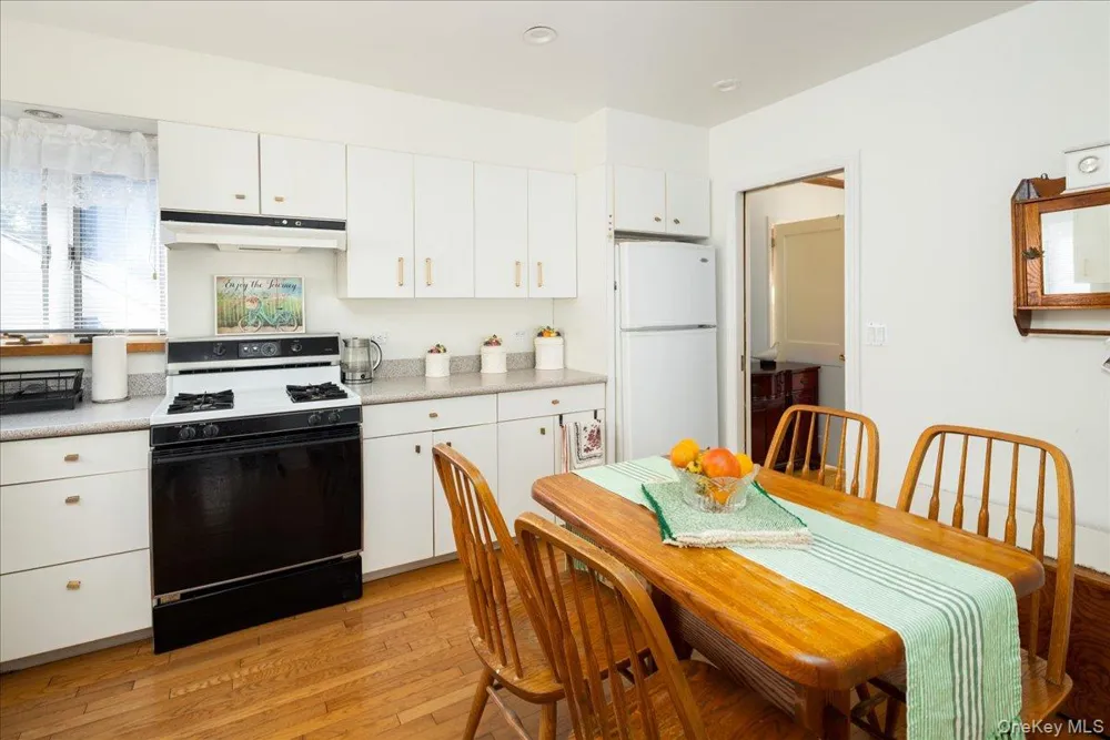 21110 34th Road Bayside, NY 11361