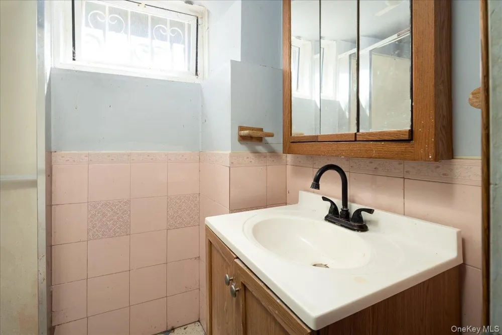 21110 34th Road Bayside, NY 11361