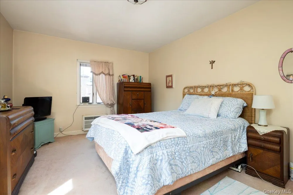 21110 34th Road Bayside, NY 11361