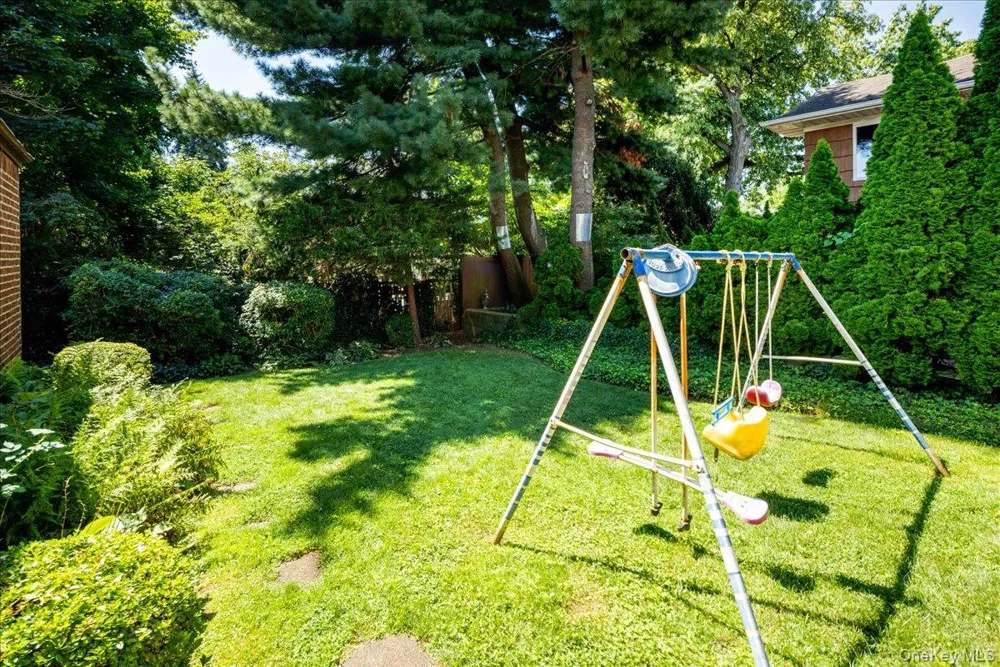 21110 34th Road Bayside, NY 11361