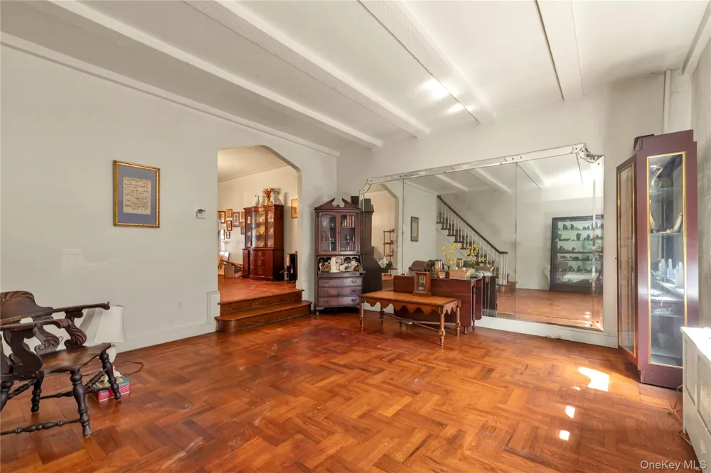 30-12 90th Street East Elmhurst, NY 11369