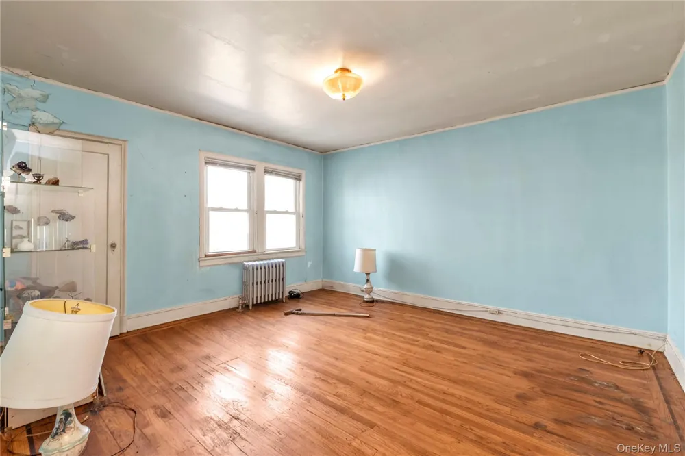 30-12 90th Street East Elmhurst, NY 11369