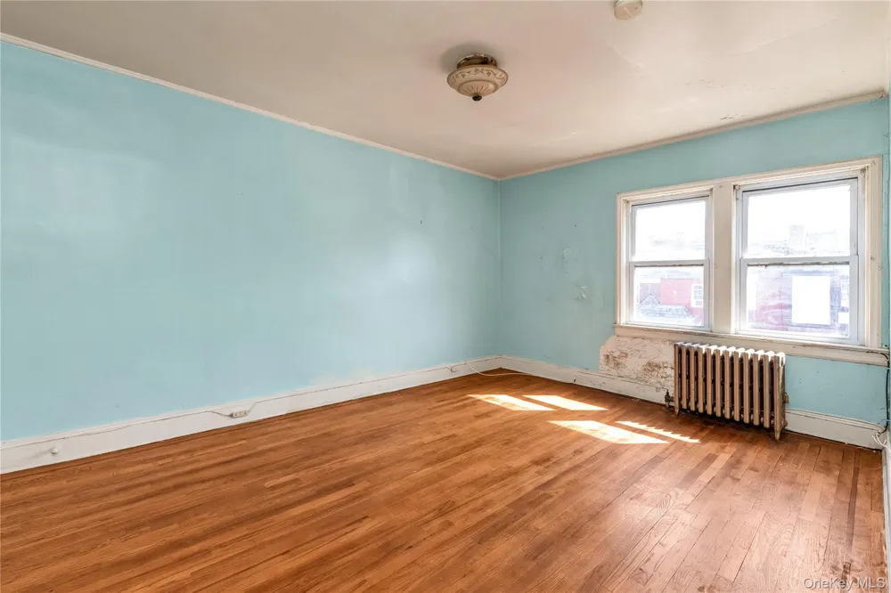 30-12 90th Street East Elmhurst, NY 11369