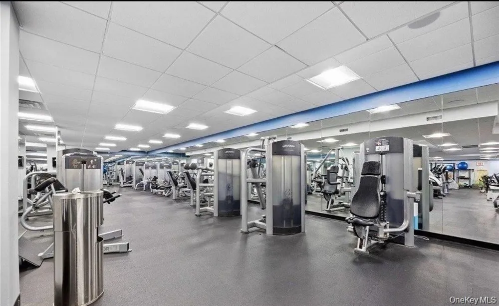 1 Bay Club Drive #16H Bayside, NY 11360