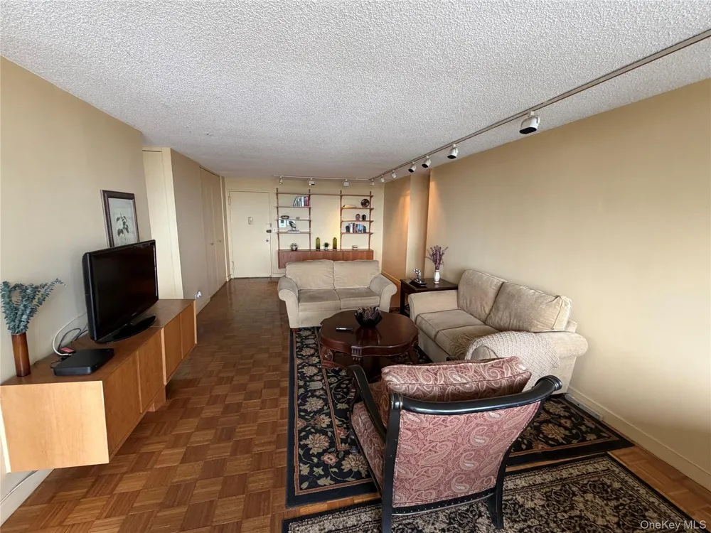 1 Bay Club Drive #16H Bayside, NY 11360