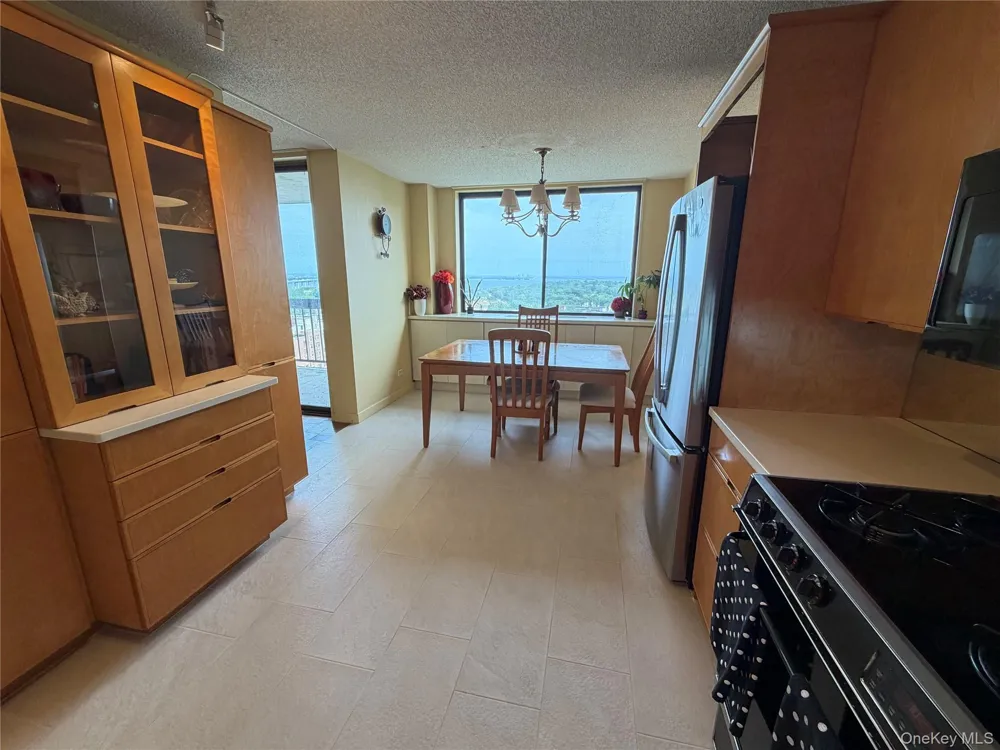 1 Bay Club Drive #16H Bayside, NY 11360
