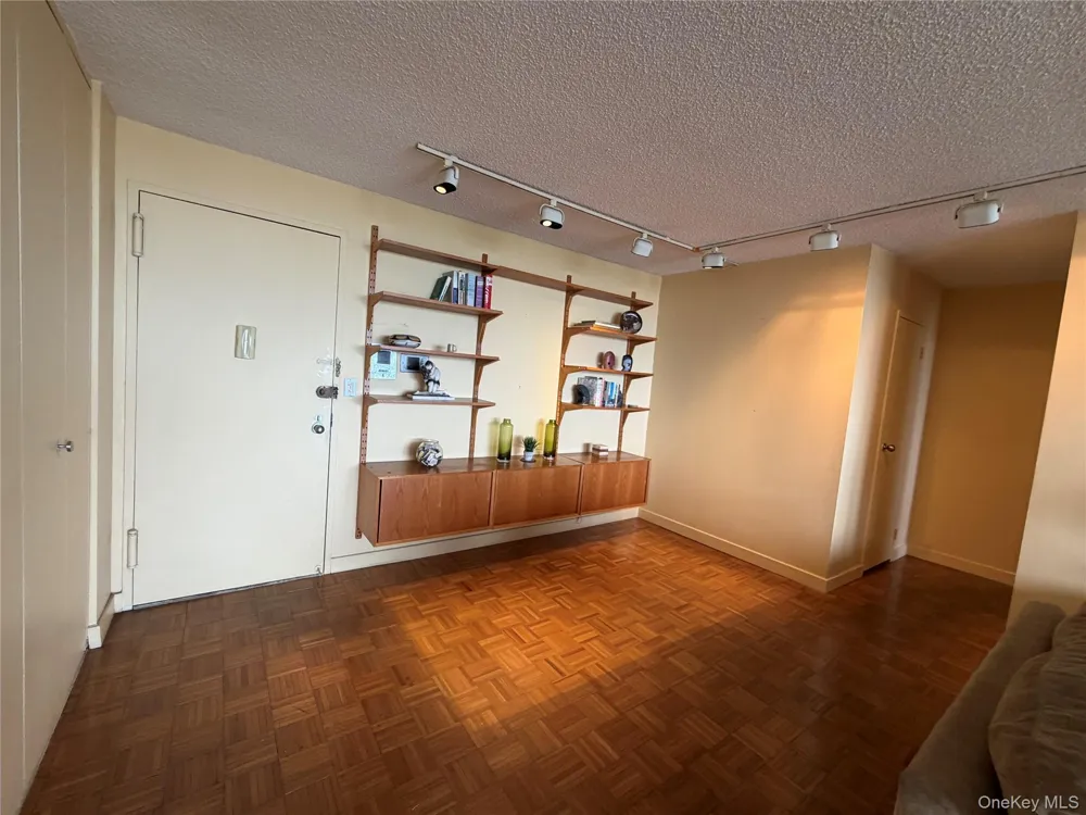 1 Bay Club Drive #16H Bayside, NY 11360