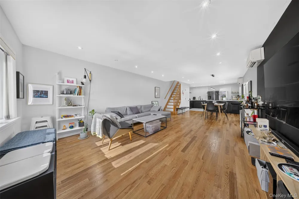 32-33 202nd Street Bayside, NY 11361