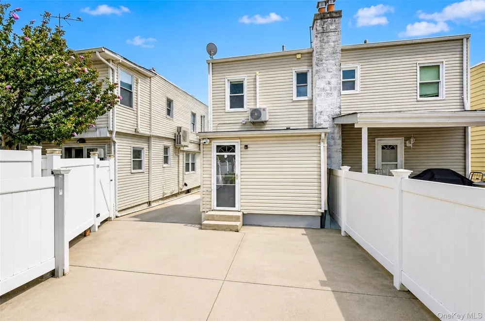 32-33 202nd Street Bayside, NY 11361
