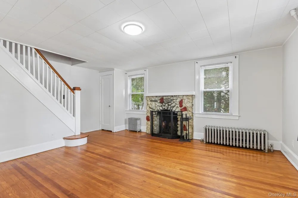 2097 Washington Avenue Seaford, NY 11783