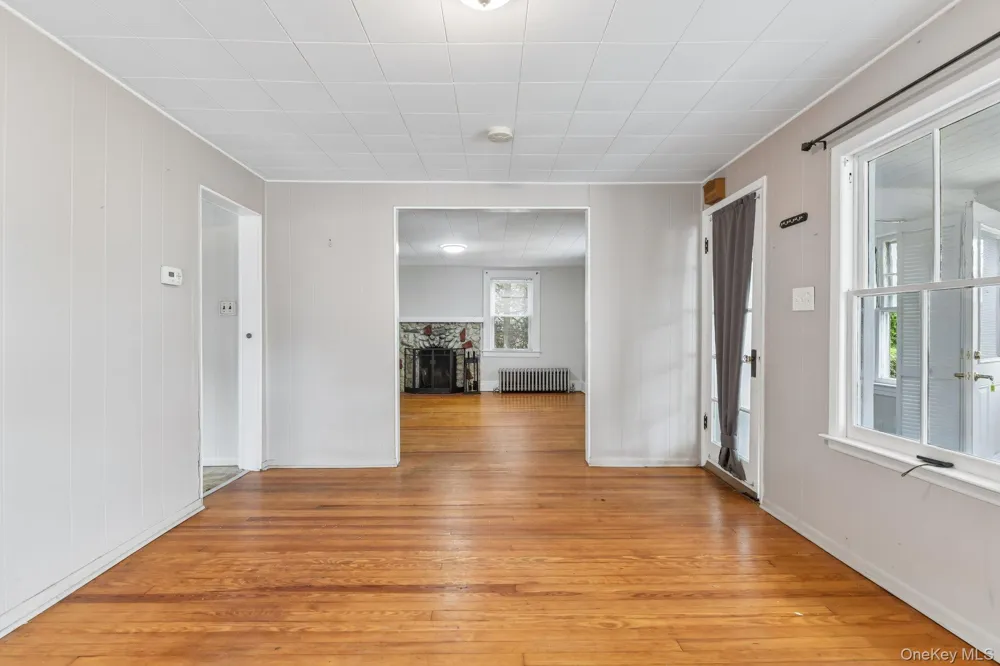 2097 Washington Avenue Seaford, NY 11783