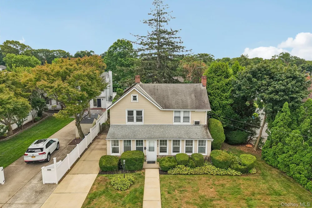 2097 Washington Avenue Seaford, NY 11783