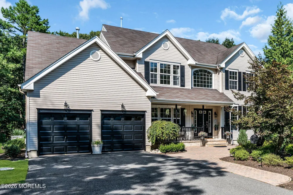 19 Whisper Way Barnegat, NJ 08005