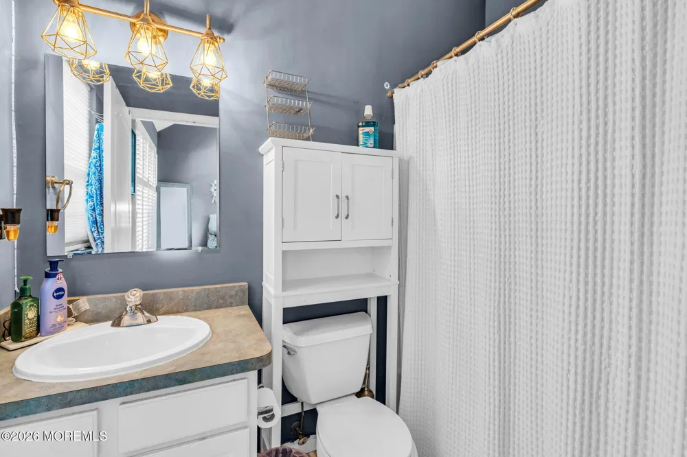 19 Whisper Way Barnegat, NJ 08005