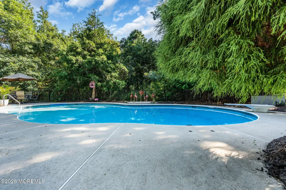 19 Whisper Way Barnegat, NJ 08005