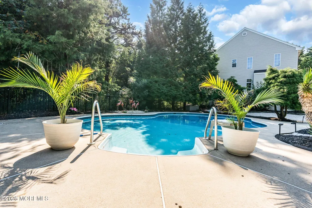 19 Whisper Way Barnegat, NJ 08005