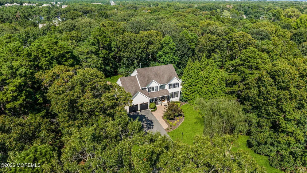 19 Whisper Way Barnegat, NJ 08005
